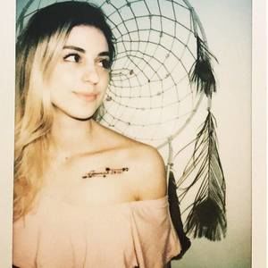 Meet your Posher, Destiny